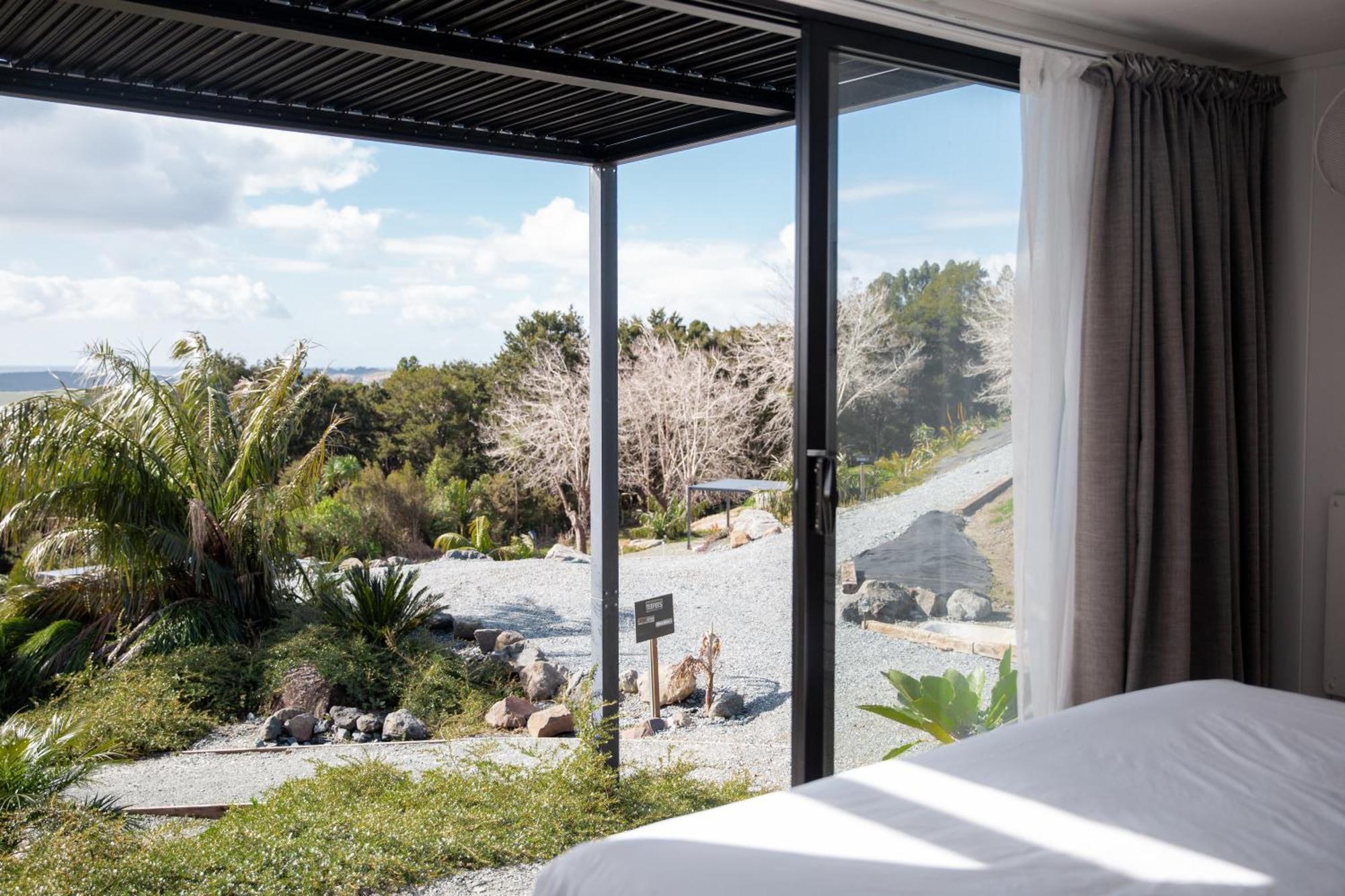 Aotearoa Surf Eco Pods Hotell Te Arai Exteriör bild