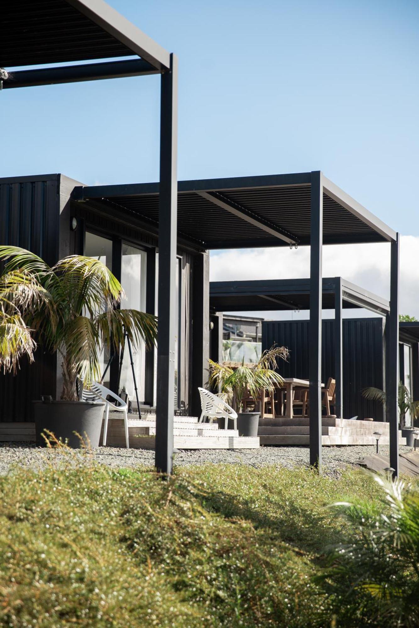 Aotearoa Surf Eco Pods Hotell Te Arai Exteriör bild