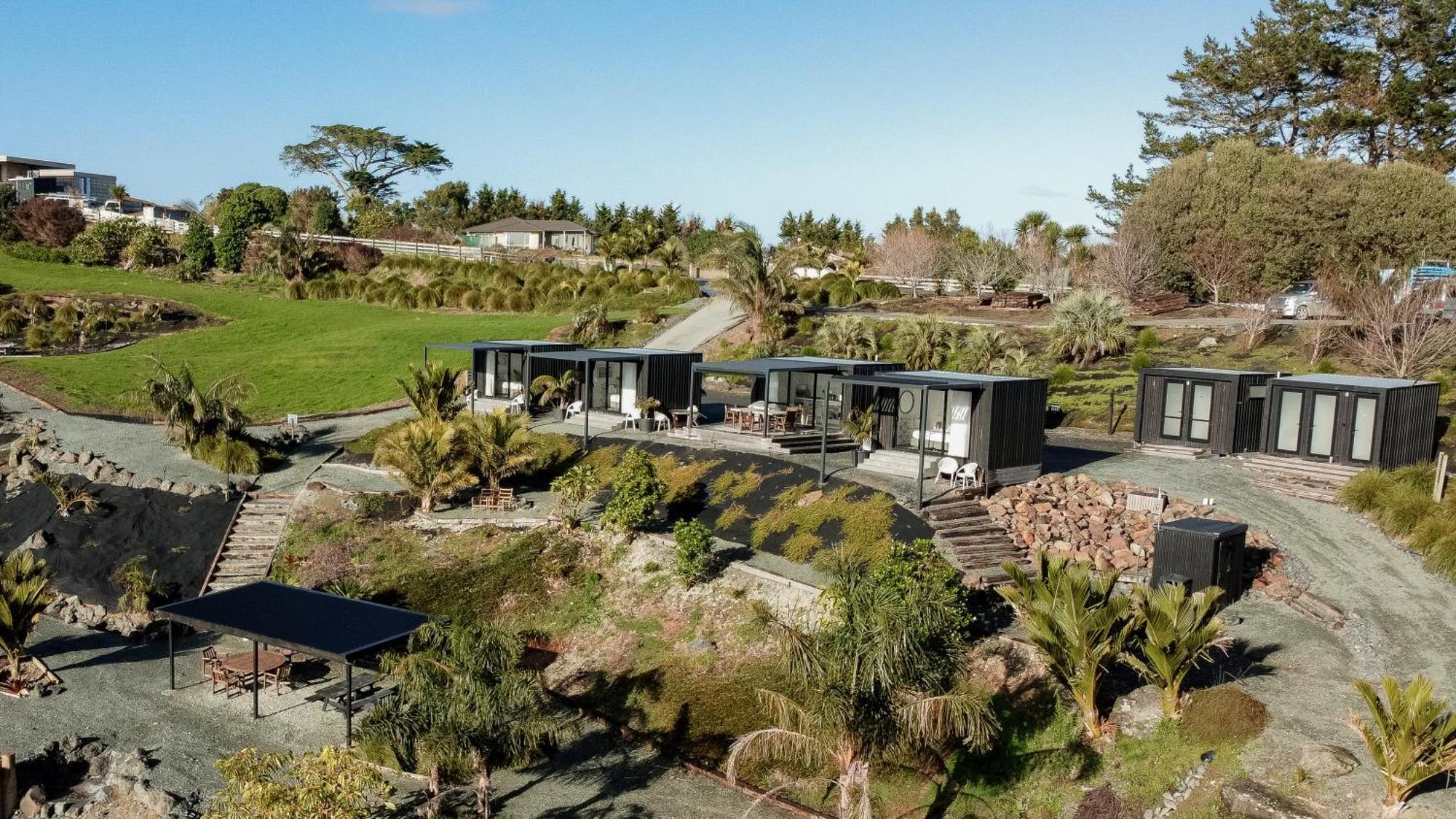 Aotearoa Surf Eco Pods Hotell Te Arai Exteriör bild