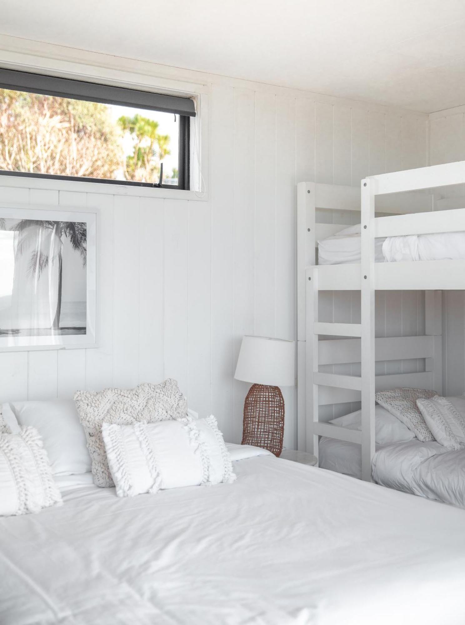 Aotearoa Surf Eco Pods Hotell Te Arai Exteriör bild